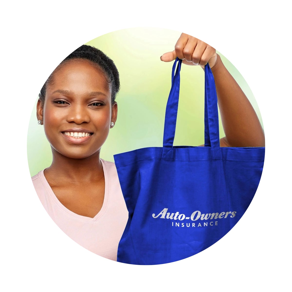 Why are branded tote bags better than plastic bags?