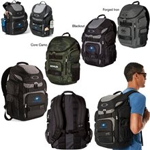 a group of oakley 30l enduro backpack 2.0