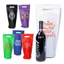 a group of thrifty single bottle wine bag