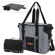 a group of urban peak(r) summer lounger picnic kit