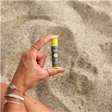 a group of sun bum lip kit duo