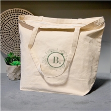 a group of vineu cotton tote with zipper