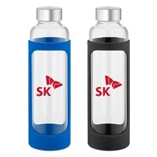 a group of tioga glass water bottle 20 oz