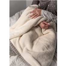 Highland Cozy Wool Blend Knit Blanket