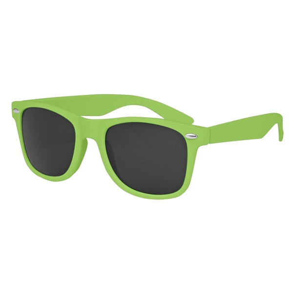 aerial view a lime green velvet touch malibu risky business sunglasses - opaque, image 3 of 4