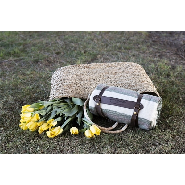 aerial view a green/brown origaudio wool / acrylic elliston blanket(tm), image 8 of 12