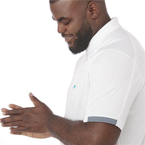 aerial view a white/steel grey (125) mens kiso short sleeve performance polo, image 8 of 8