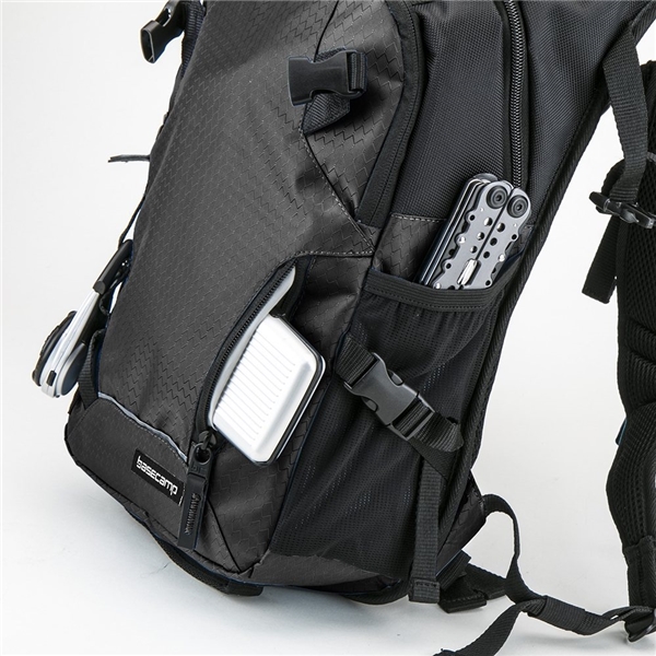 aerial view a black basecamp 30 miler hydration pack, image 7 of 8