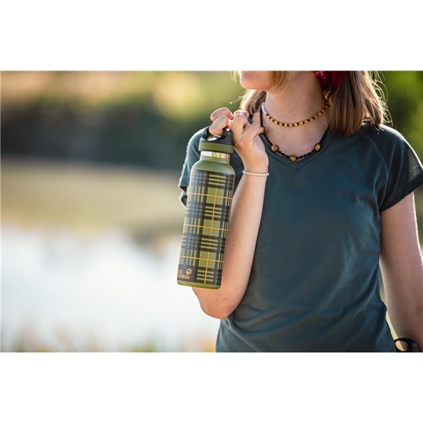 aerial view a group of 20 oz basecamp tundra bottle with screw top lid, image 12 of 14