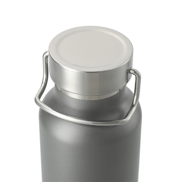 aerial view a gray thor copper vacuum insulated 22oz water bottle, image 4 of 6