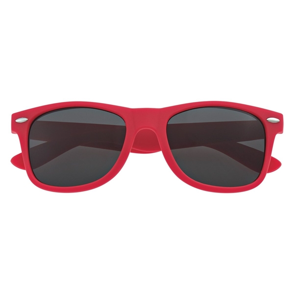 aerial view a red velvet touch malibu risky business sunglasses - opaque, image 4 of 4