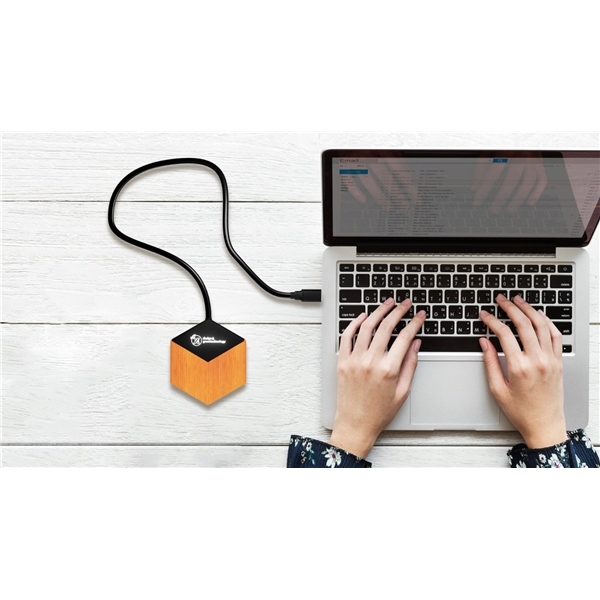SCX Innovative Design™ Bamboo 10W Hexa Wireless Charger