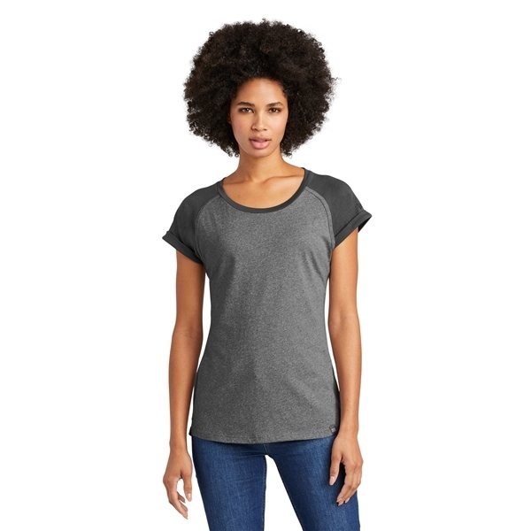 New Era(R) Womens Heritage Blend Varsity Tee