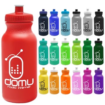 a group of 20 oz the omni color bike bottle with push pull lid
