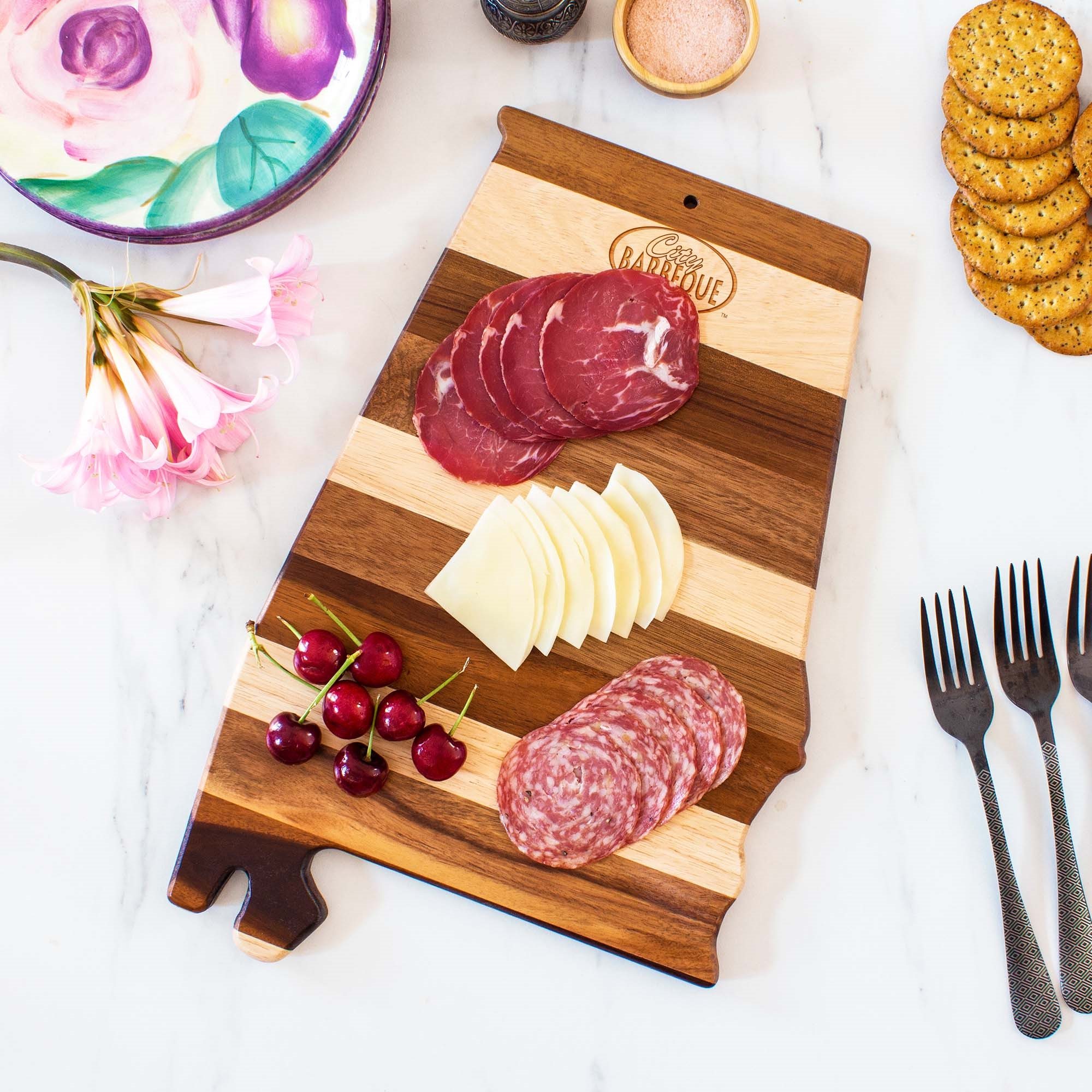 Rock & Branch Shiplap Series Mississippi Cutting Board - Thumbnail 2